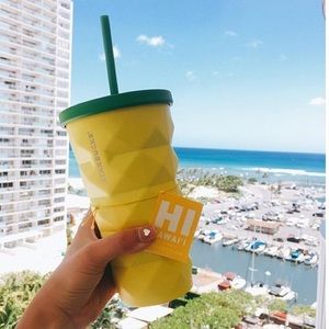 Starbucks RARE 16oz HAWAII Pineapple Tumbler